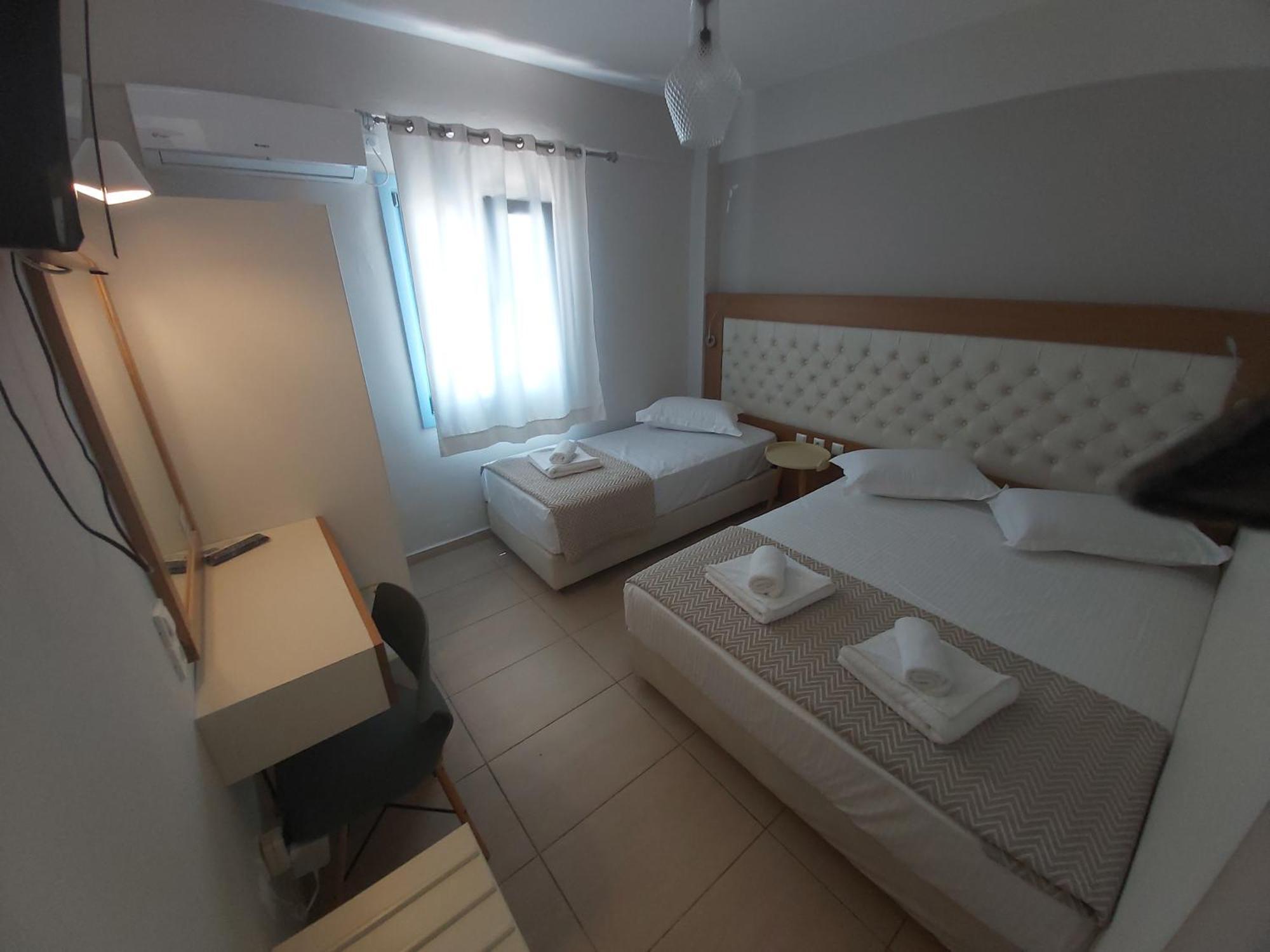 Villa Roussa City Center Fira  Pokoj fotografie