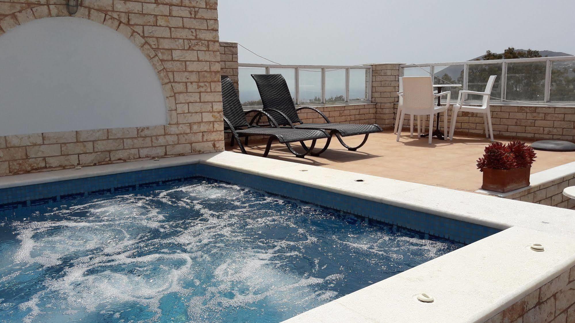 Villa Roussa City Center Fira  Exteriér fotografie